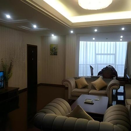 Greentree Inn Tianjin Wuqing Distric Bohai Market Bagian luar foto