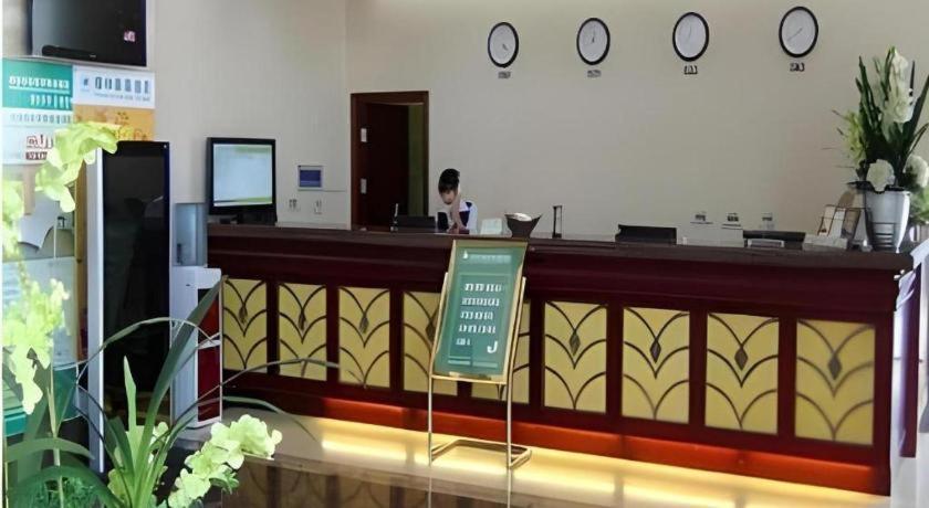 Greentree Inn Tianjin Wuqing Distric Bohai Market Bagian luar foto